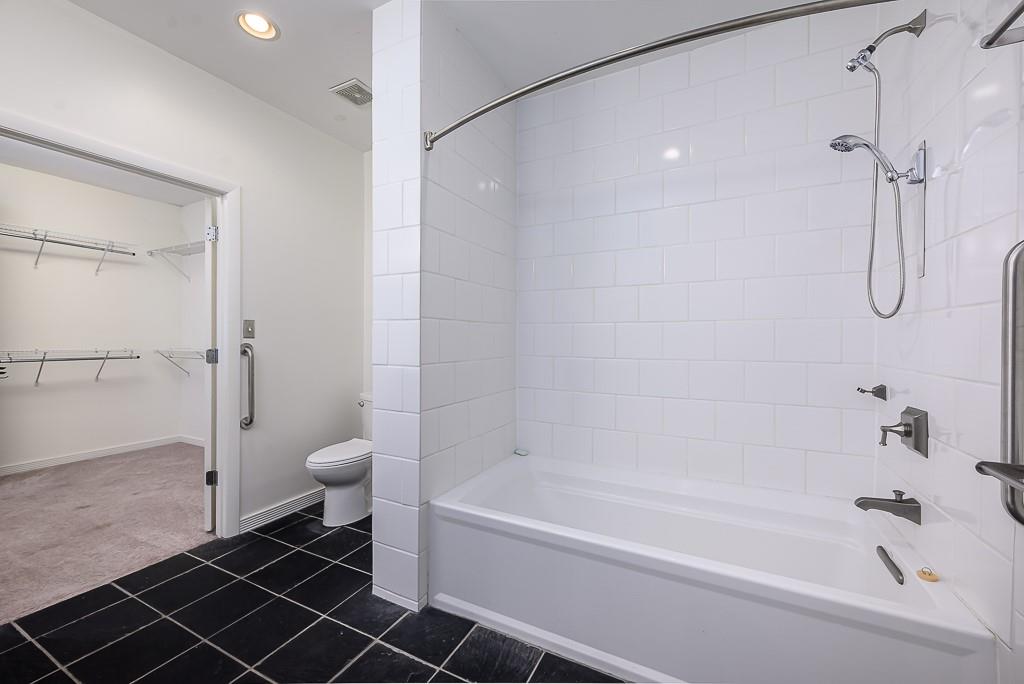 139 Woodland Road Lansing, KS 66043 - Photo 12 of 26