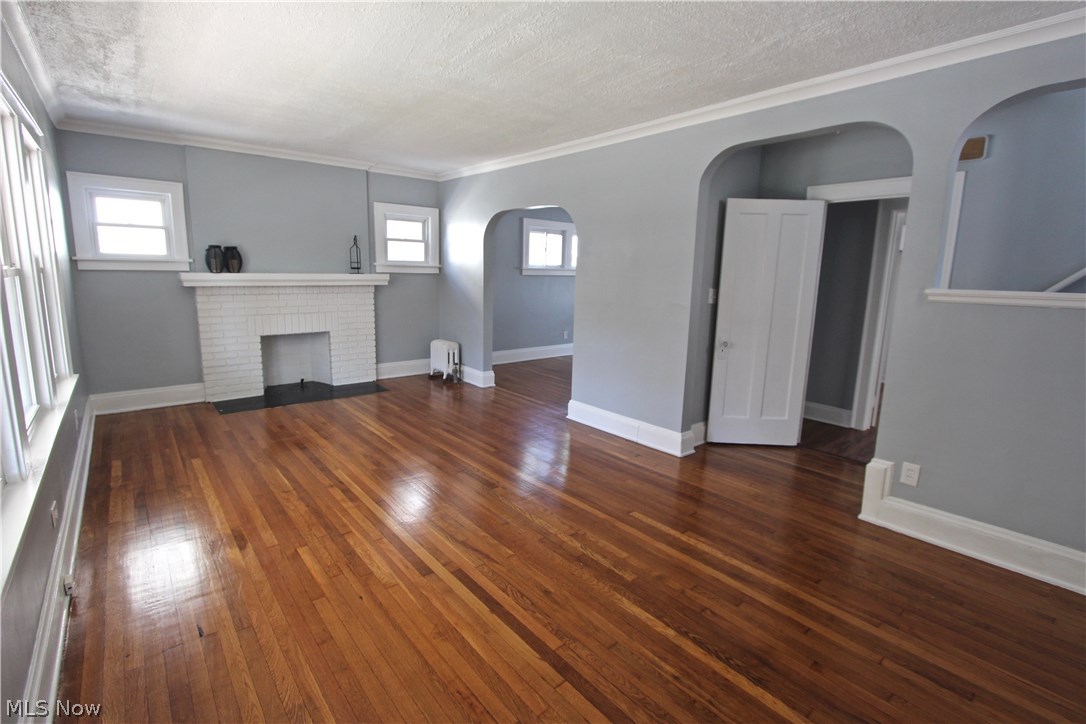 2111 Rossmoor Road Cleveland Heights, OH 44118 - Photo 4 of 29 Gleaming hardwood floors abound in this spacious living room