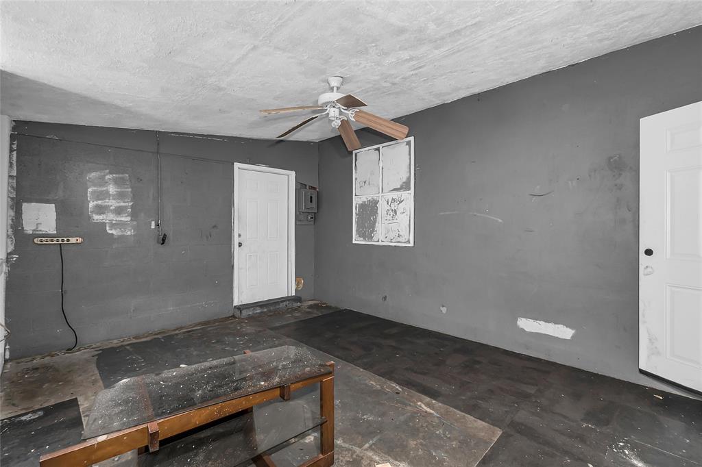 803 Palm Avenue Fort Pierce, FL 34982 - Photo 5 of 28