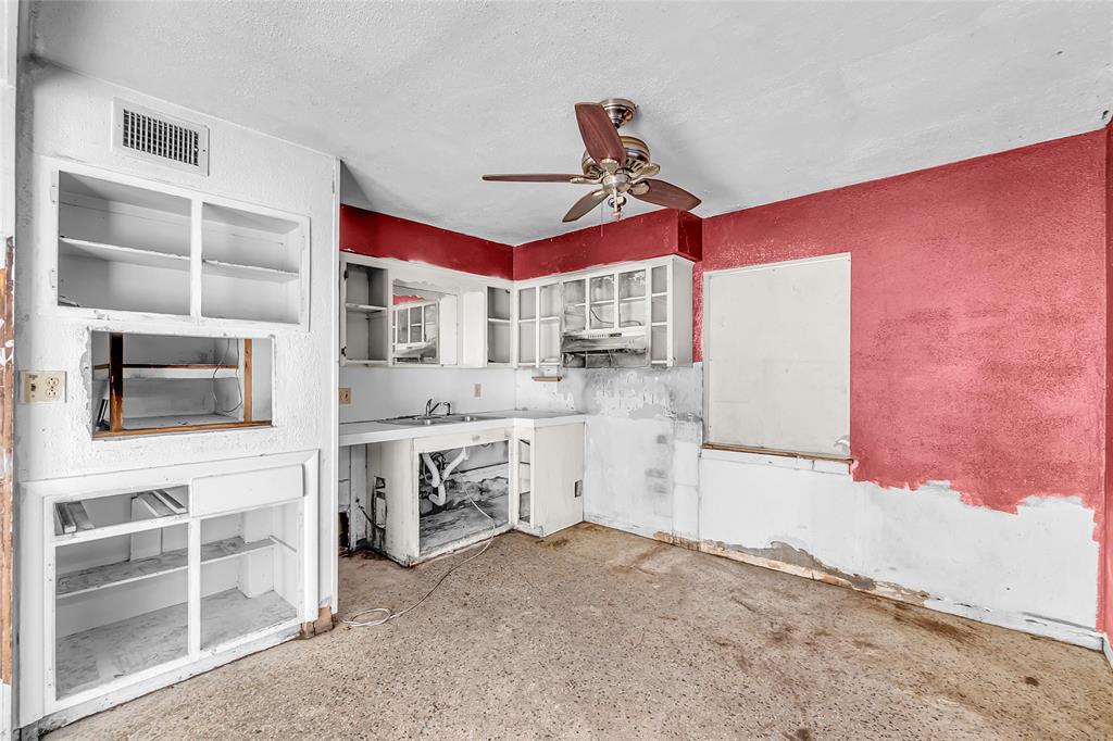 803 Palm Avenue Fort Pierce, FL 34982 - Photo 10 of 28