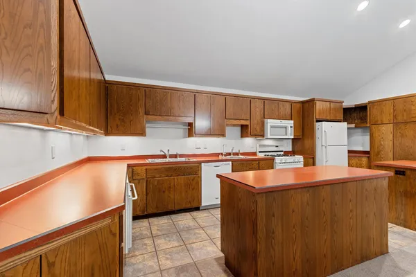 $1,299,000 | 3629 Creekview Road, De Pere, WI 54115