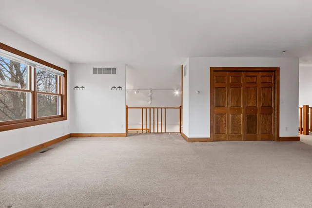 $1,385,000 | 3629 Creekview Road, De Pere, WI 54115