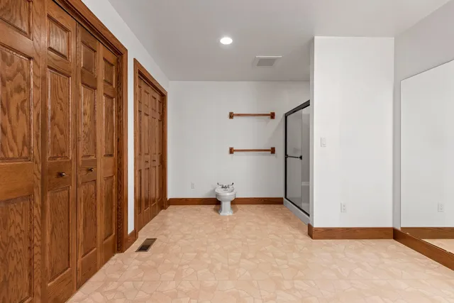 $1,385,000 | 3629 Creekview Road, De Pere, WI 54115