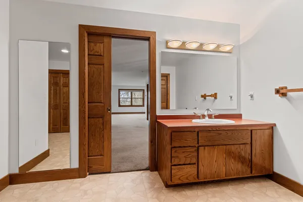 $1,299,000 | 3629 Creekview Road, De Pere, WI 54115