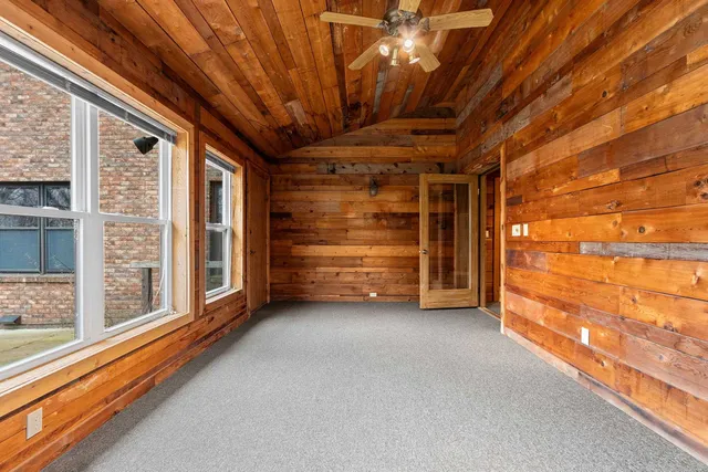 $1,385,000 | 3629 Creekview Road, De Pere, WI 54115