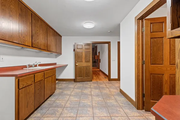 $1,299,000 | 3629 Creekview Road, De Pere, WI 54115