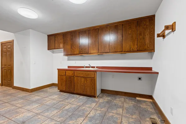 $1,299,000 | 3629 Creekview Road, De Pere, WI 54115