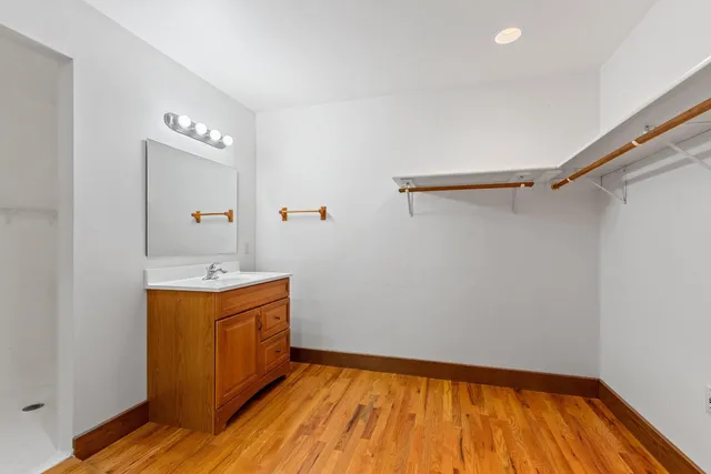 $1,385,000 | 3629 Creekview Road, De Pere, WI 54115