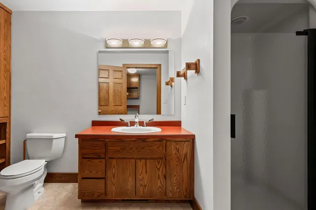 $1,385,000 | 3629 Creekview Road, De Pere, WI 54115