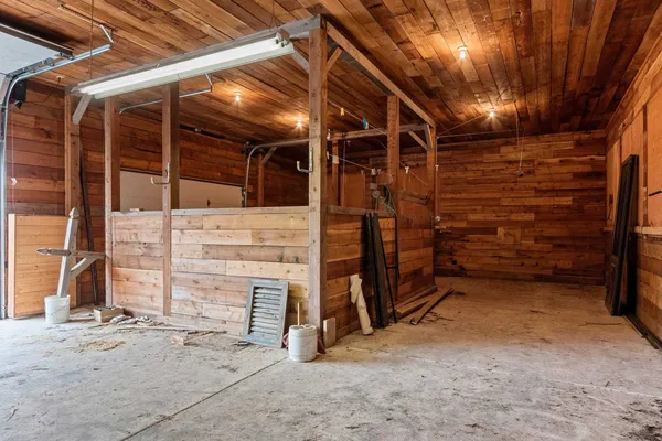 $1,299,000 | 3629 Creekview Road, De Pere, WI 54115