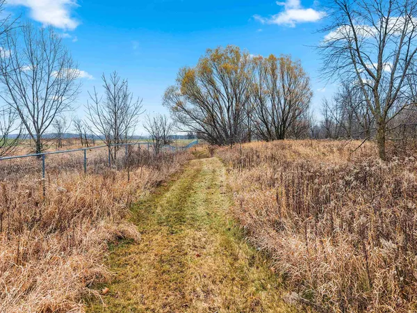 $1,299,000 | 3629 Creekview Road, De Pere, WI 54115