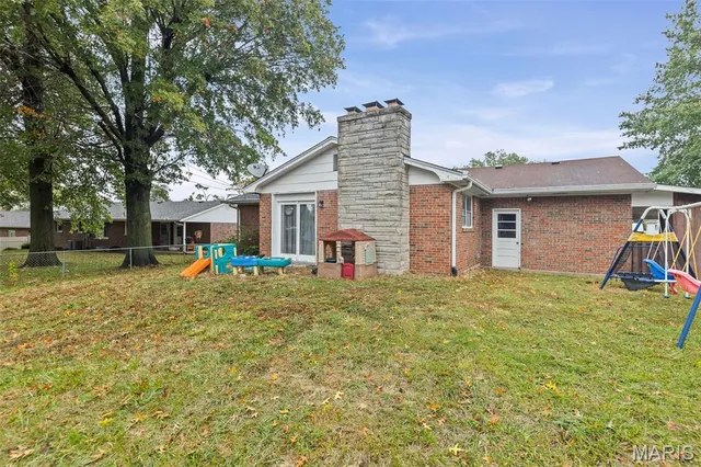 $271,500 | 911 North Briegel Street, Columbia, IL 62236