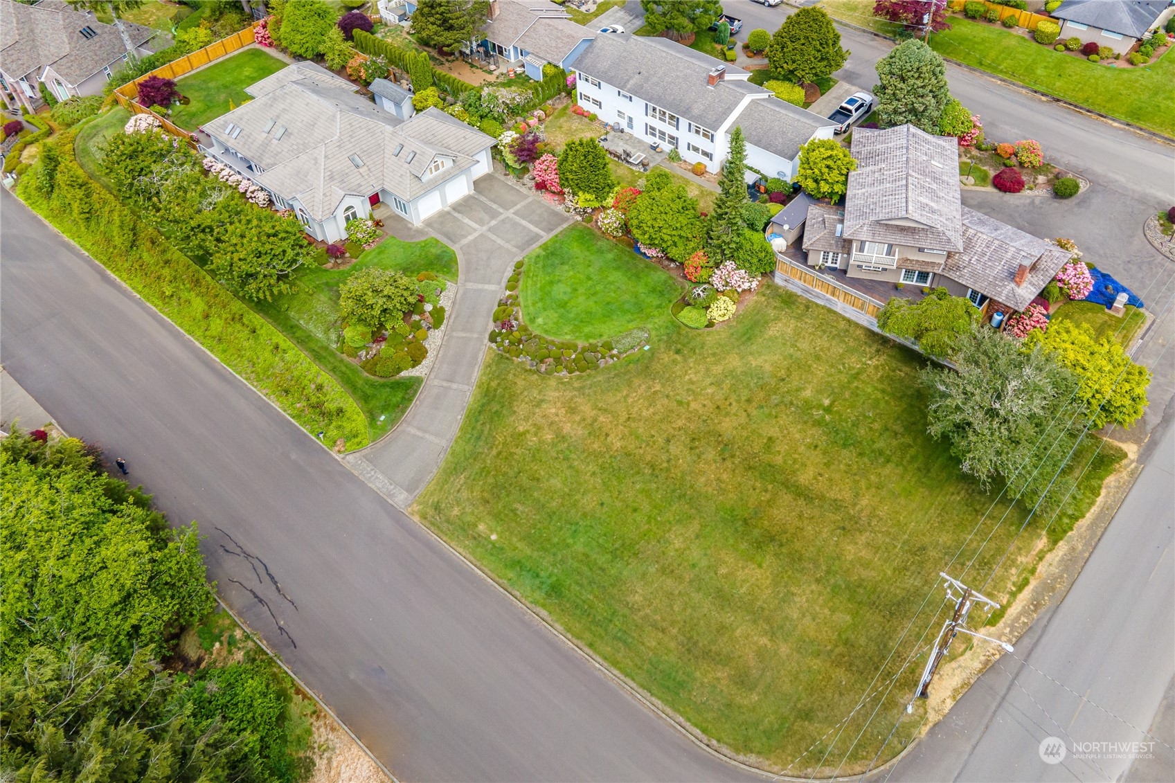 1619 Chilton Road Aberdeen, WA 98520 - Photo 3 of 34 Gallery Image 3