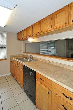$1,550 | 28302 Doverbrook Drive, Huffman, TX 77336