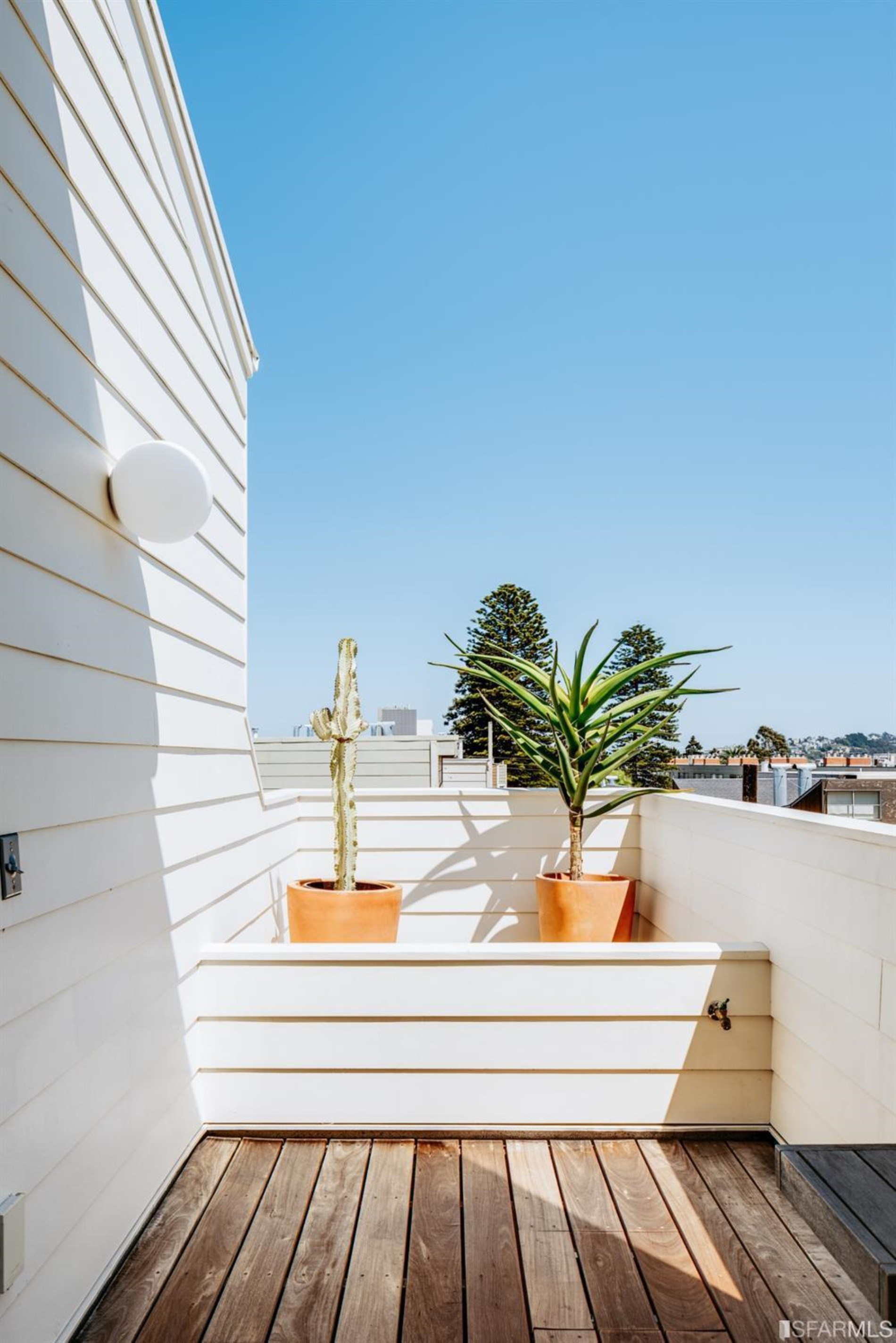 1985 15th Street San Francisco, CA 94114 - Photo 27 of 46