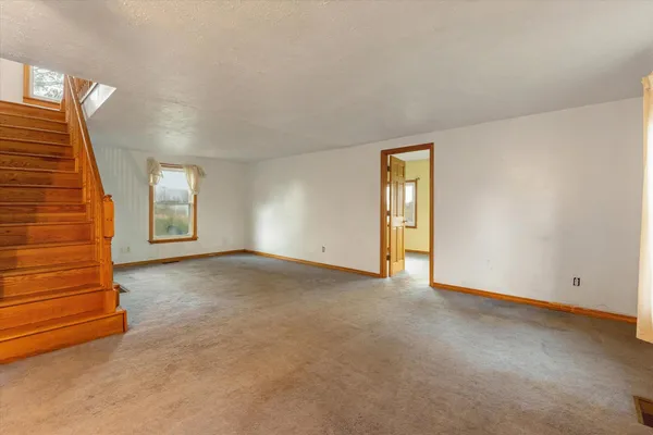 $399,900 | 23476 Jefferson Center Street, Cassopolis, MI 49031
