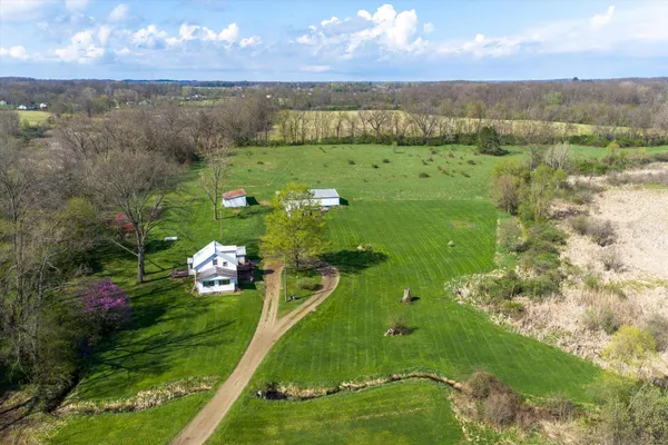 $399,900 | 23476 Jefferson Center Street, Cassopolis, MI 49031