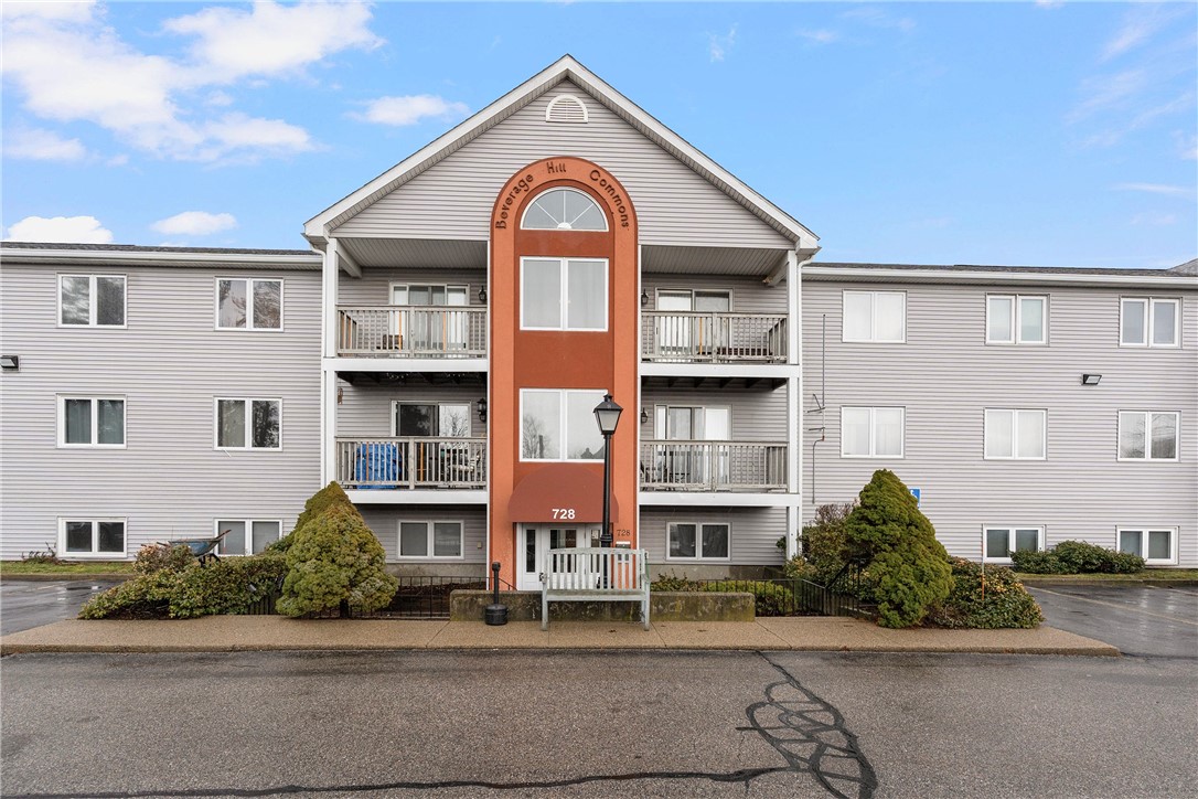 728 Beverage Hill Avenue, Unit 35 Pawtucket, RI 02861 - Photo 1 of 13