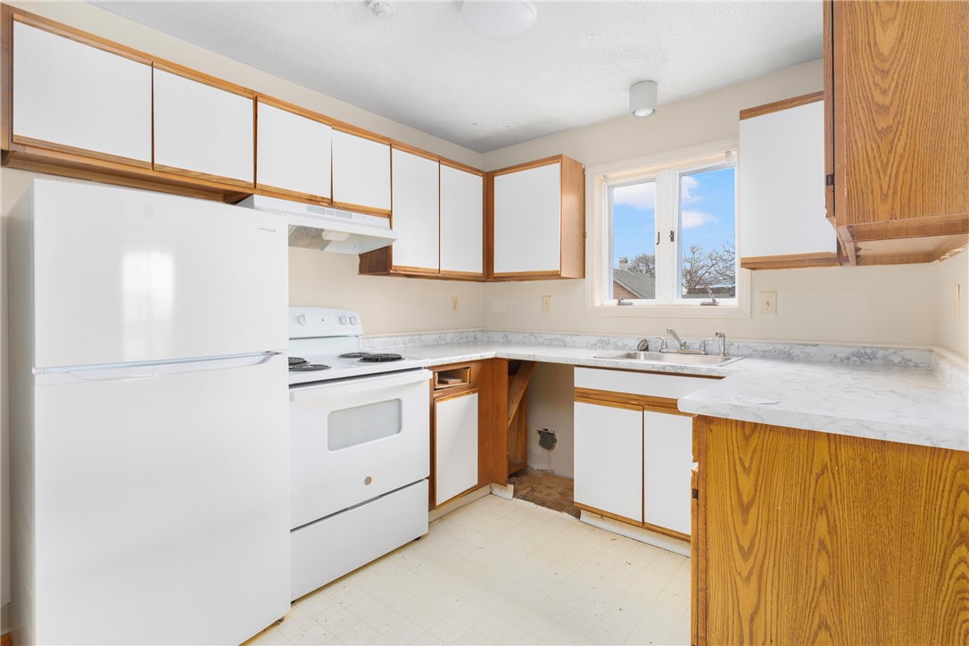 728 Beverage Hill Avenue, Unit 35 Pawtucket, RI 02861 - Photo 4 of 13