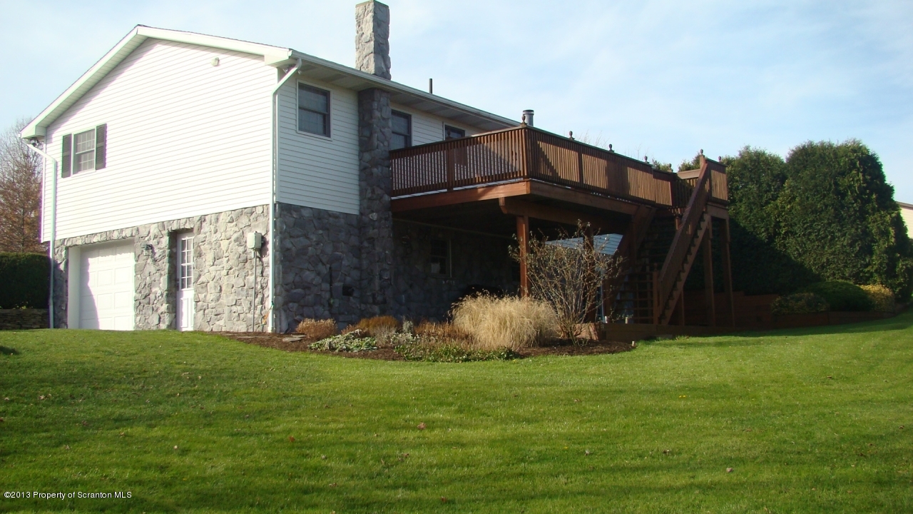 8 Grove Road Scott Township, PA 18447 - Photo 3 of 28 Gallery Image 3