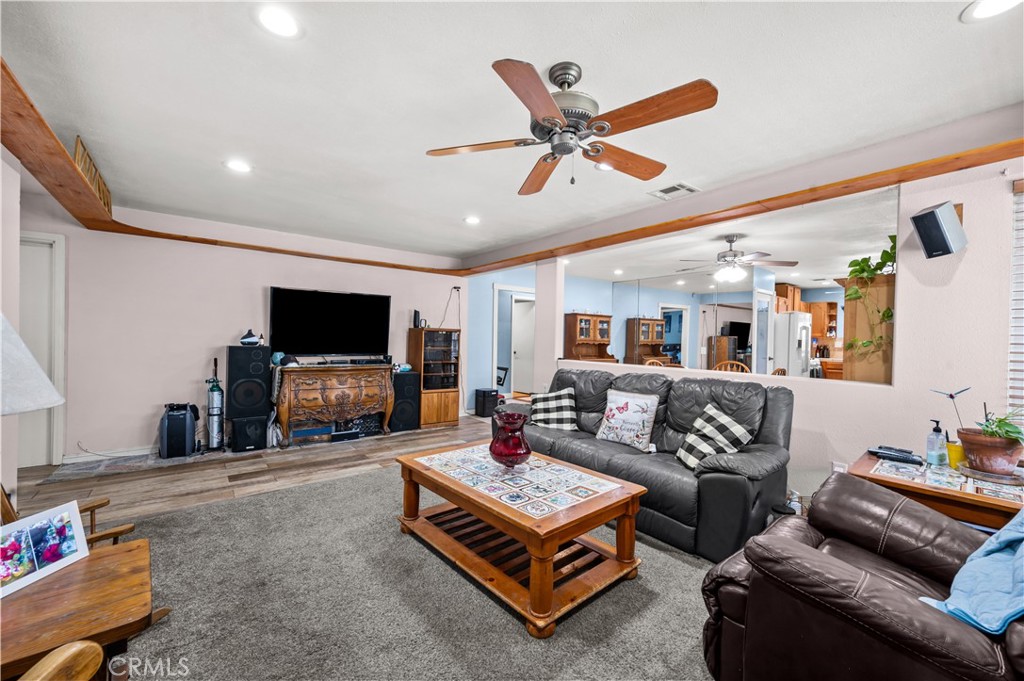 7112 Idyllwild Lane Riverside, CA 92503 - Photo 10 of 44