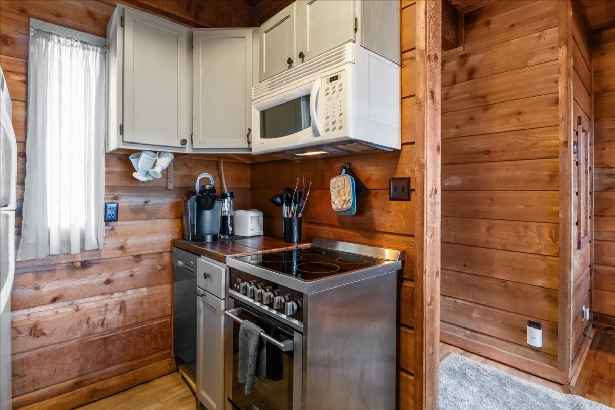 175 Mallard Point Circle, Unit 8 Camden, TN 38320 - Photo 8 of 50