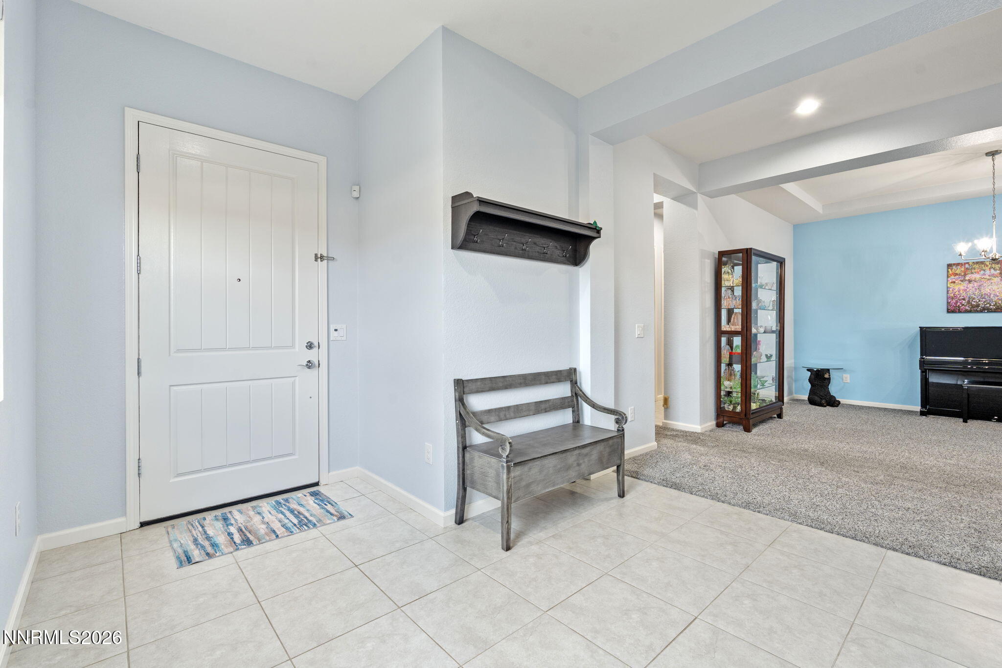 9401 Baldacci Road Reno, NV 89521 - Photo 14 of 42 a view of a room with table and chair