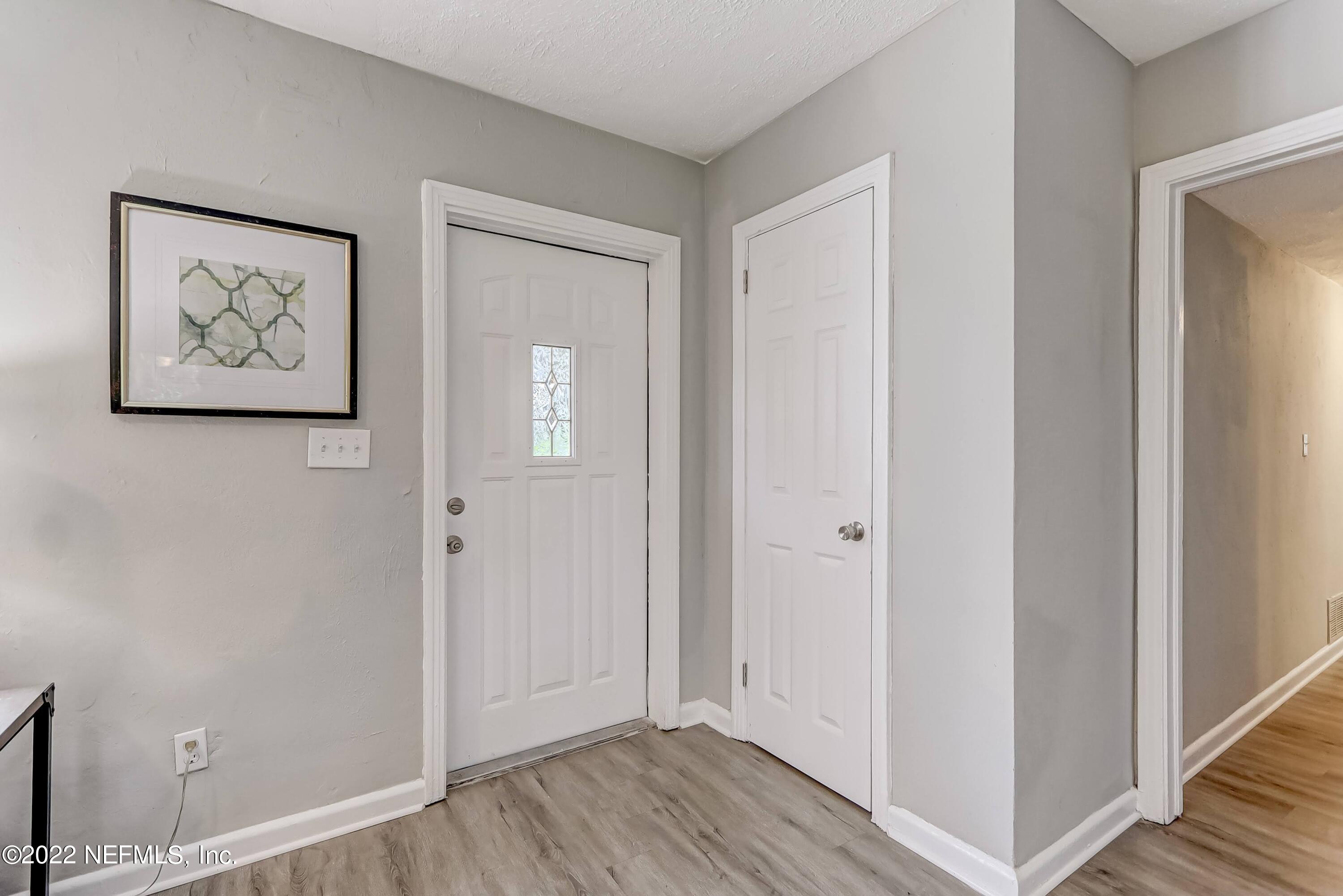 2021 Broward Road Jacksonville, FL 32218 - Photo 4 of 28 Bold City Staging Jacksonville (3)