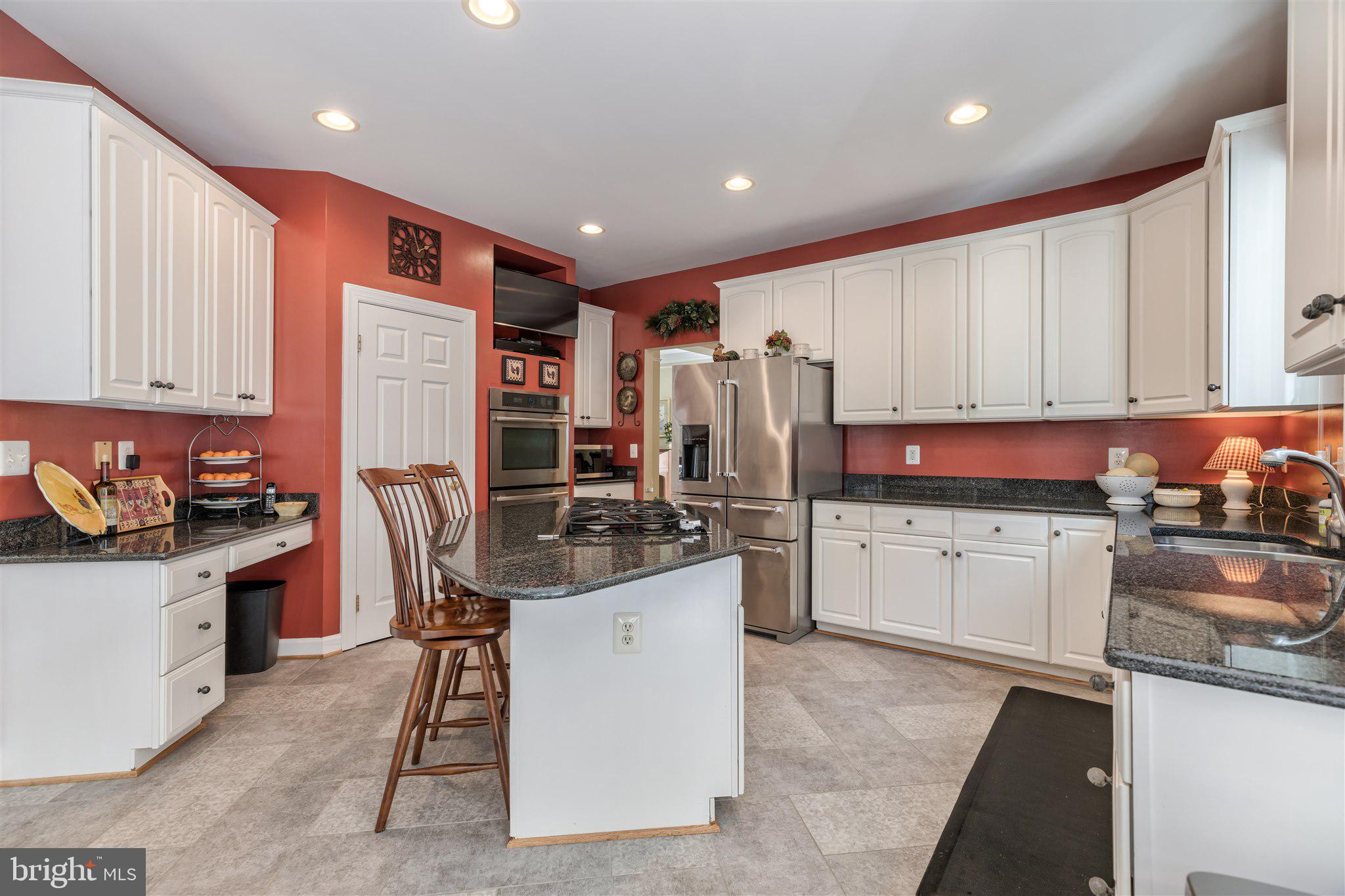 7375 Hunters Oak Court Springfield, VA 22150 - Photo 13 of 61 Kitchen