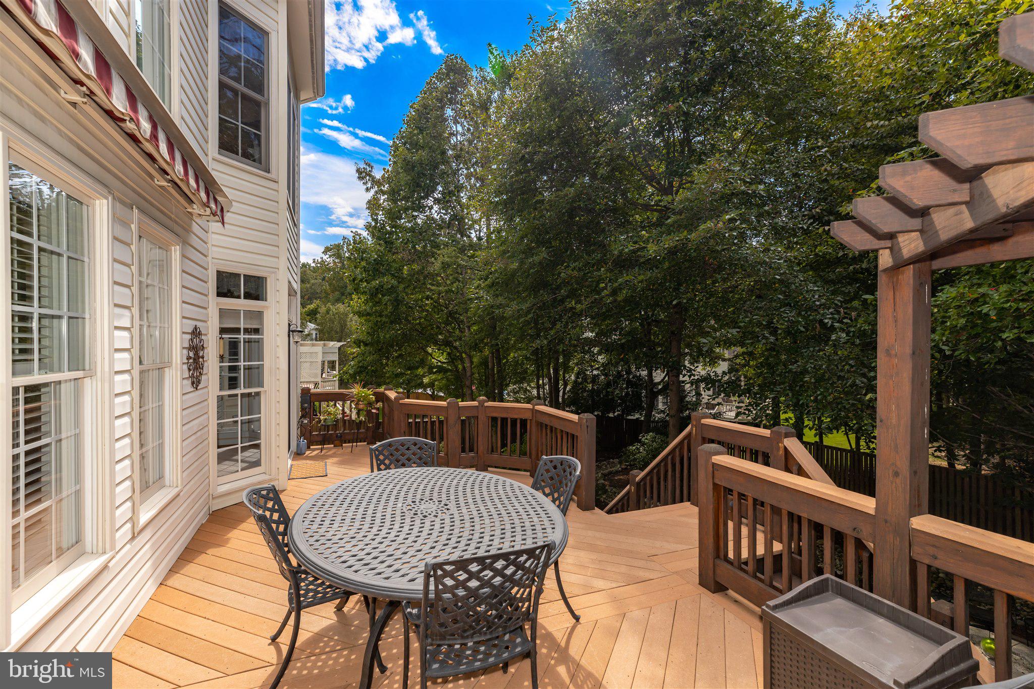 7375 Hunters Oak Court Springfield, VA 22150 - Photo 18 of 61 Deck