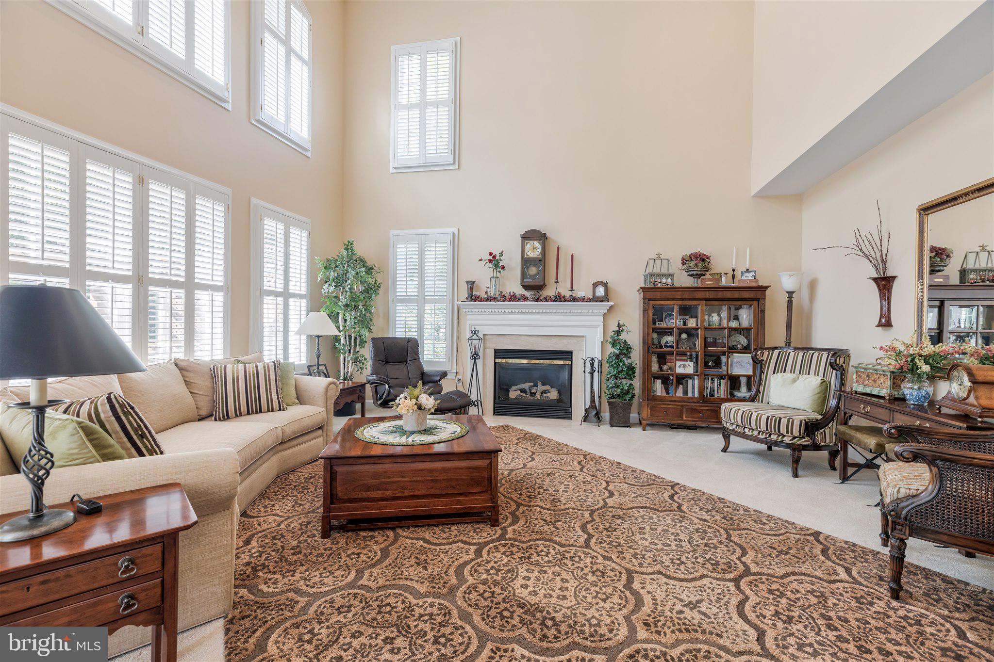 7375 Hunters Oak Court Springfield, VA 22150 - Photo 22 of 61 Family Room