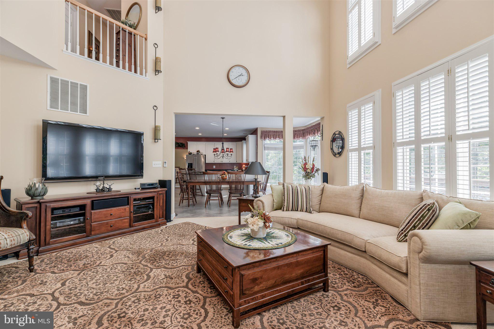 7375 Hunters Oak Court Springfield, VA 22150 - Photo 25 of 61 Family Room