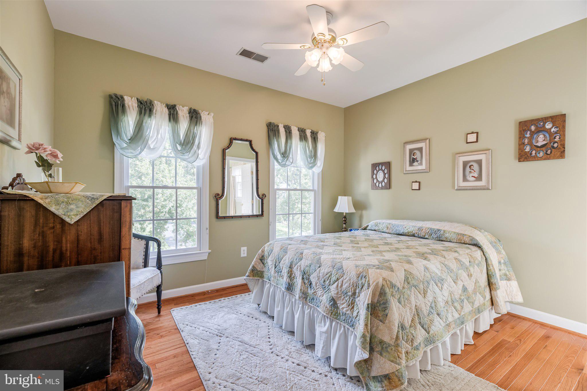 7375 Hunters Oak Court Springfield, VA 22150 - Photo 35 of 61 Second Bedroom