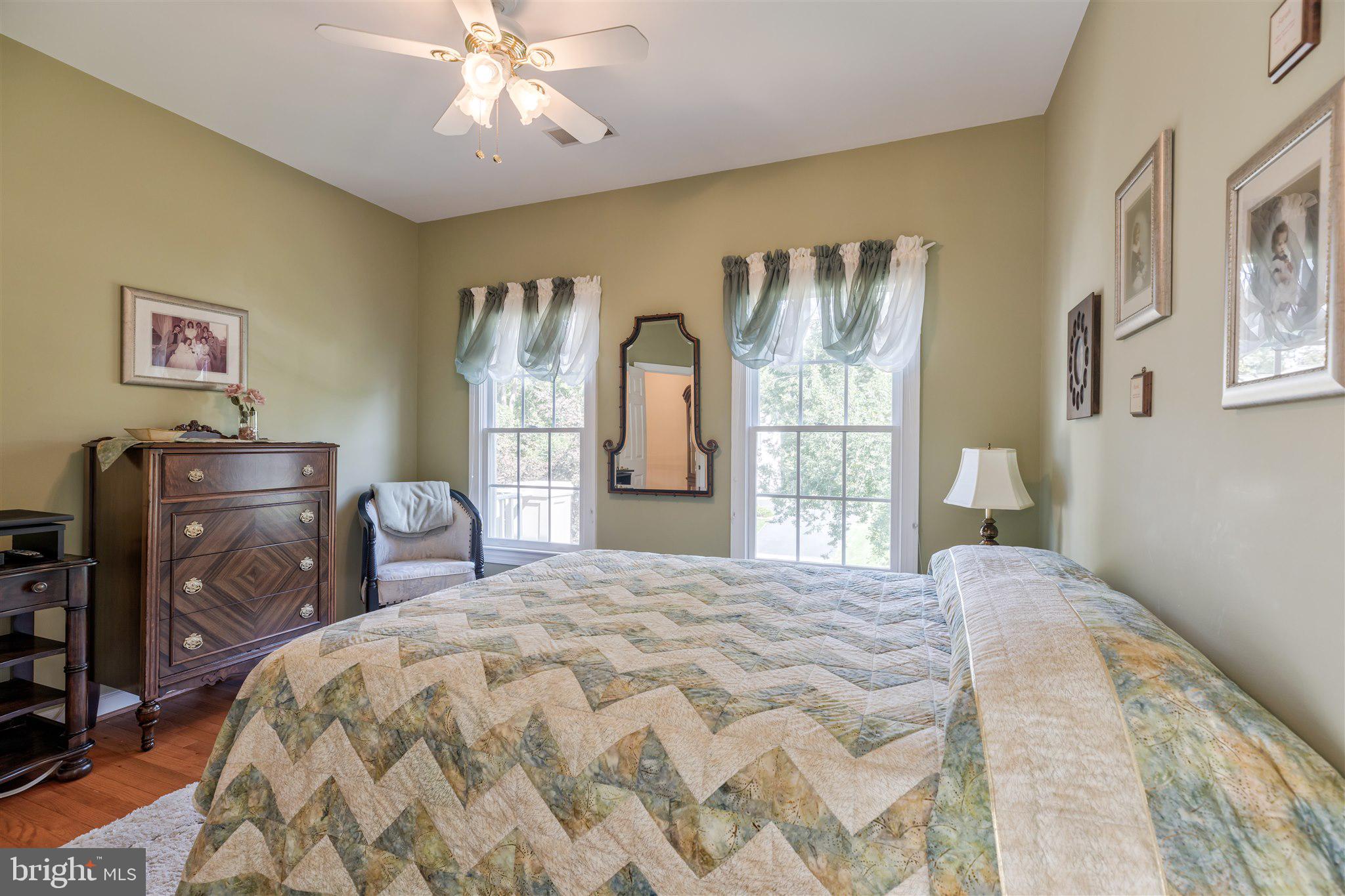 7375 Hunters Oak Court Springfield, VA 22150 - Photo 36 of 61 Second Bedroom