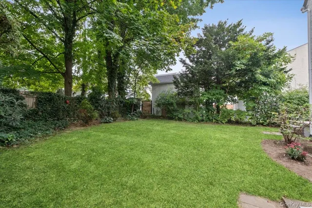 $1,250,000 | 244 Boulevard, Scarsdale, NY 10583