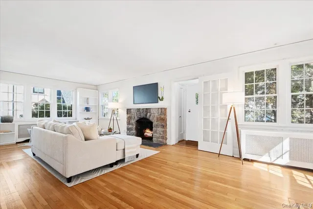 $1,250,000 | 244 Boulevard, Scarsdale, NY 10583