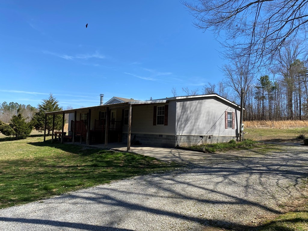 175 Fairview Road Athens, TN 37303 - Photo 3 of 46 a view of a house with a yard