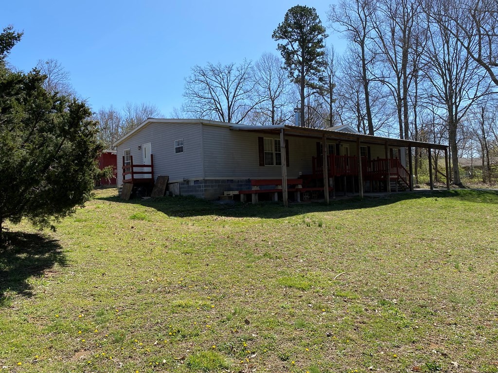 175 Fairview Road Athens, TN 37303 - Photo 7 of 46 a view of a house with a yard