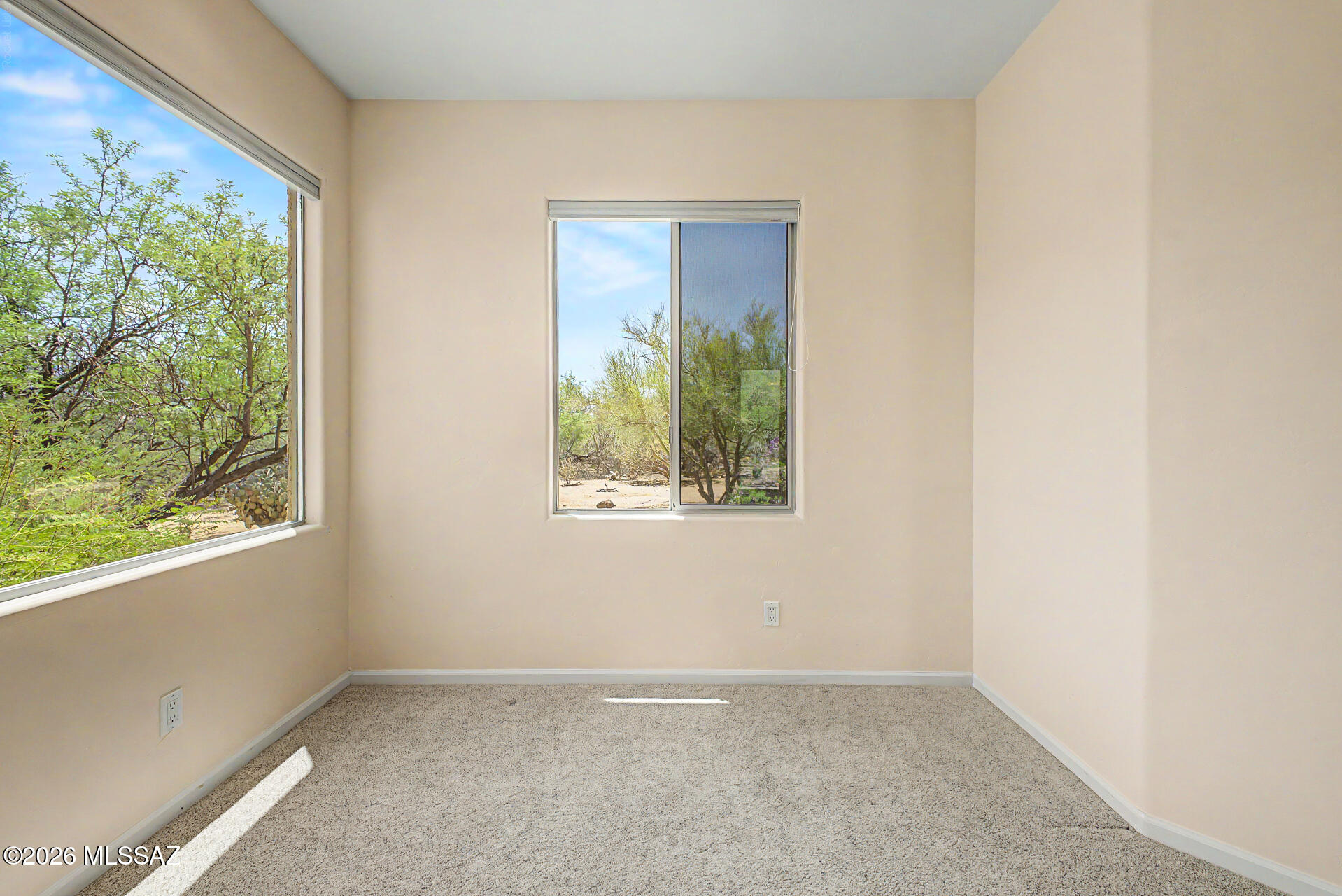 11743 East Limberlost Road Tucson, AZ 85749 - Photo 22 of 43 Master Sitting Area