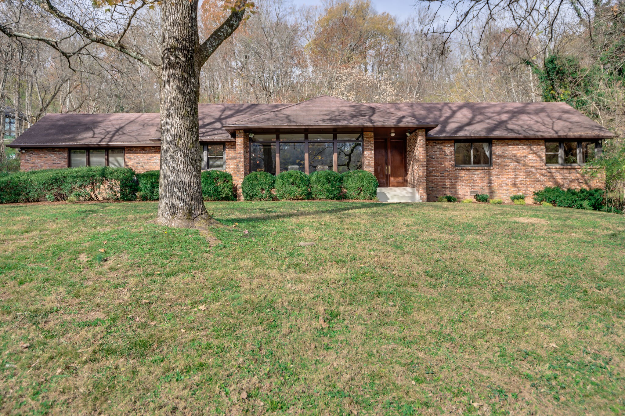 6632 Ellesmere Road Nashville, TN 37205 - Photo 1 of 34 Gallery Image 1
