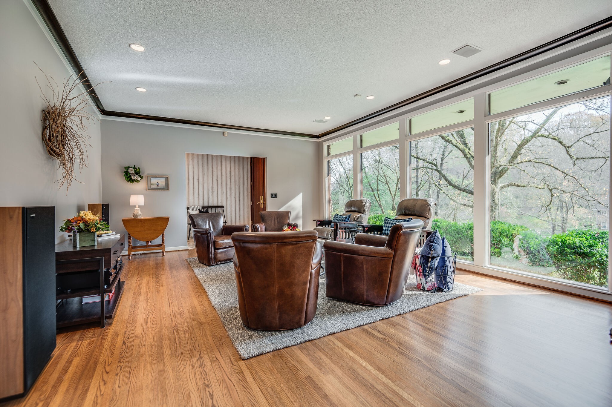 6632 Ellesmere Road Nashville, TN 37205 - Photo 9 of 34 Gallery Image 9