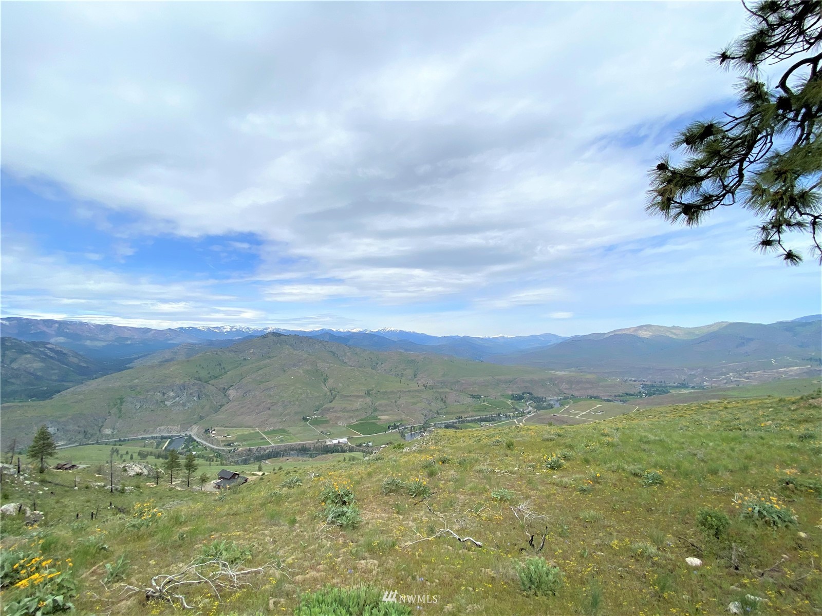0 Sky Ridge Road Pateros, WA 98846 - Photo 11 of 39 a view of an outdoor space