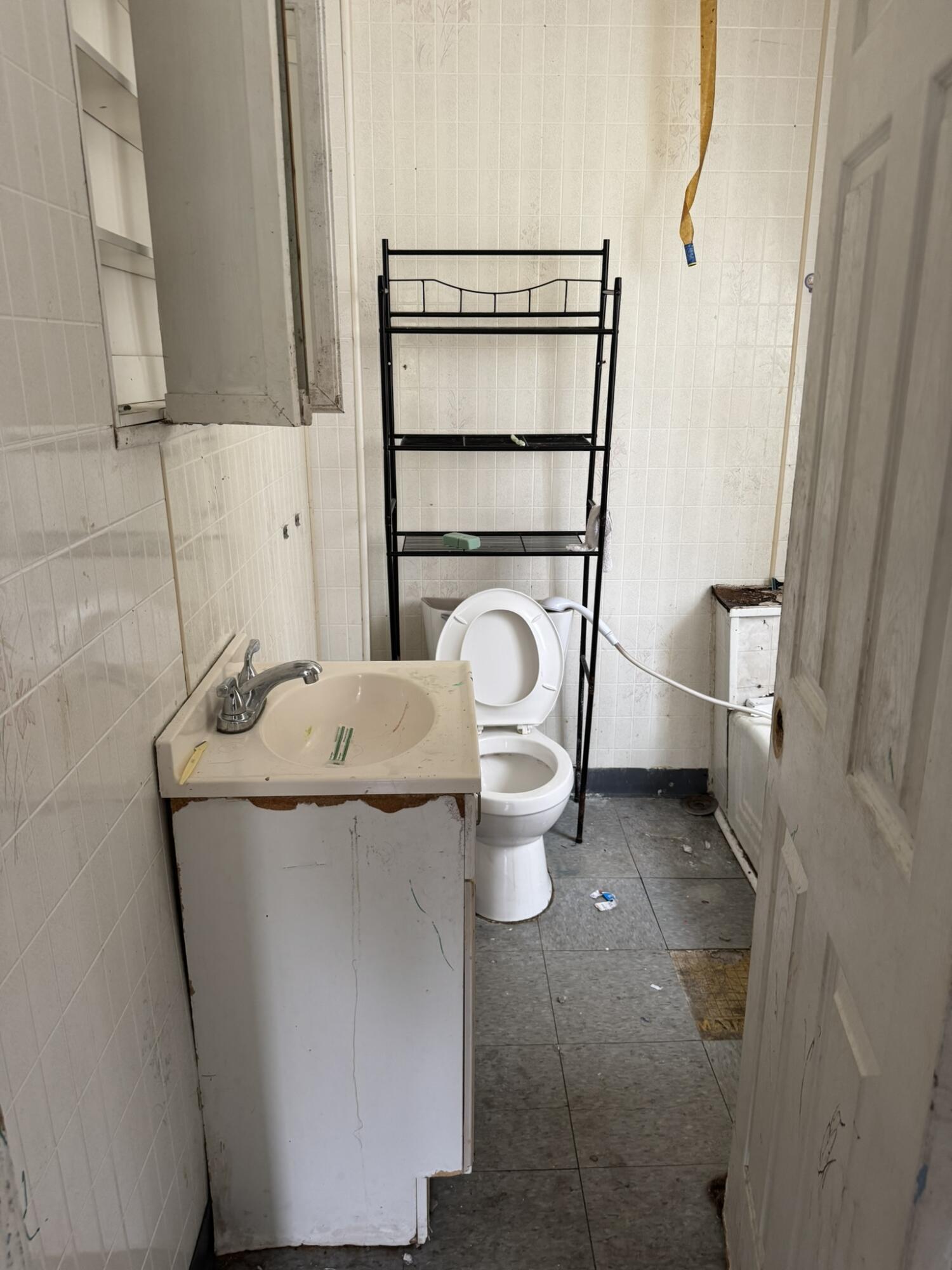 1101 West Rankin Street Flint, MI 48504 - Photo 14 of 18 IMG_4374