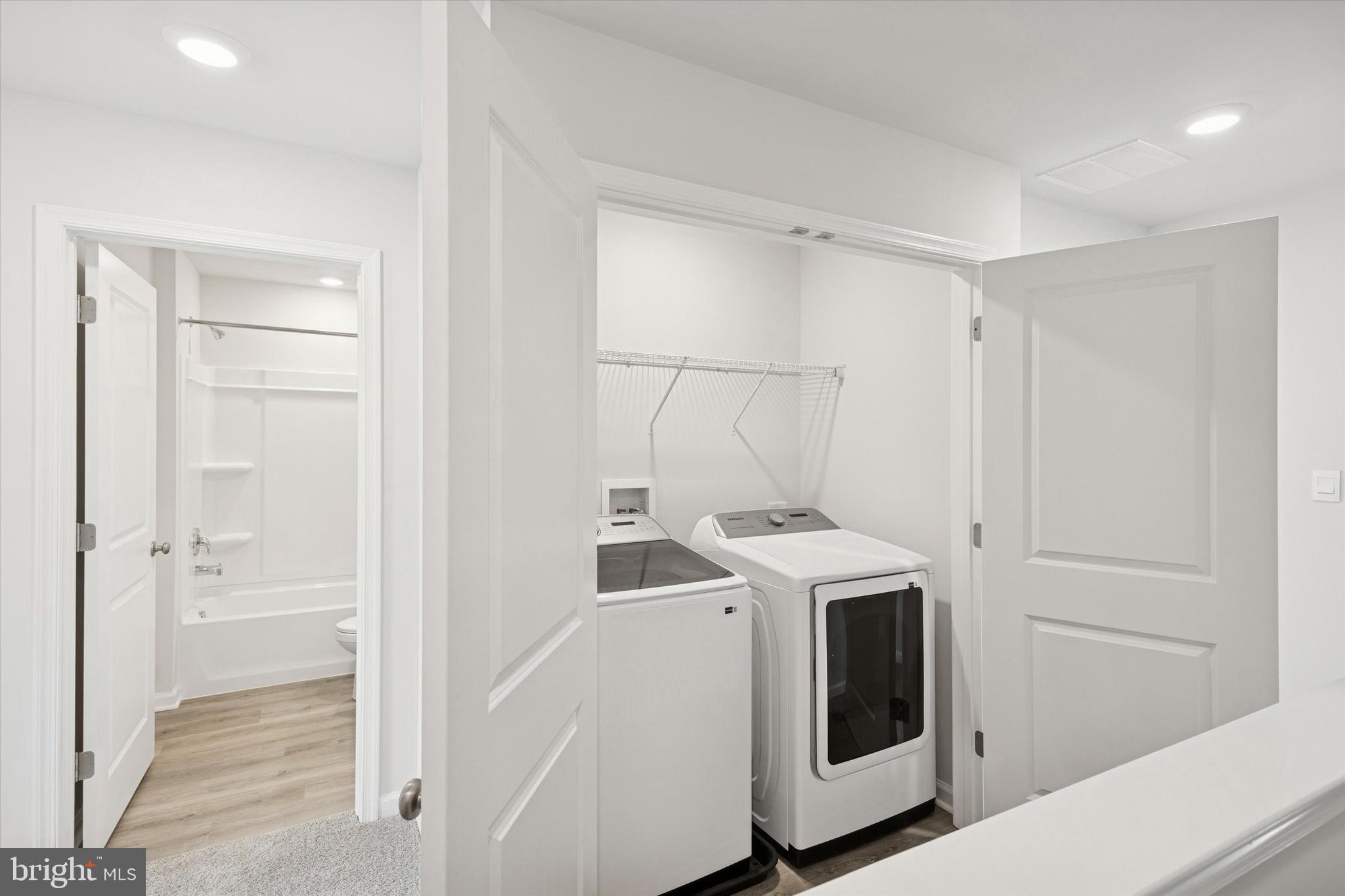 163 Sandy Rdg Road Sicklerville, NJ 08081 - Photo 18 of 30 a utility room with dryer and washer