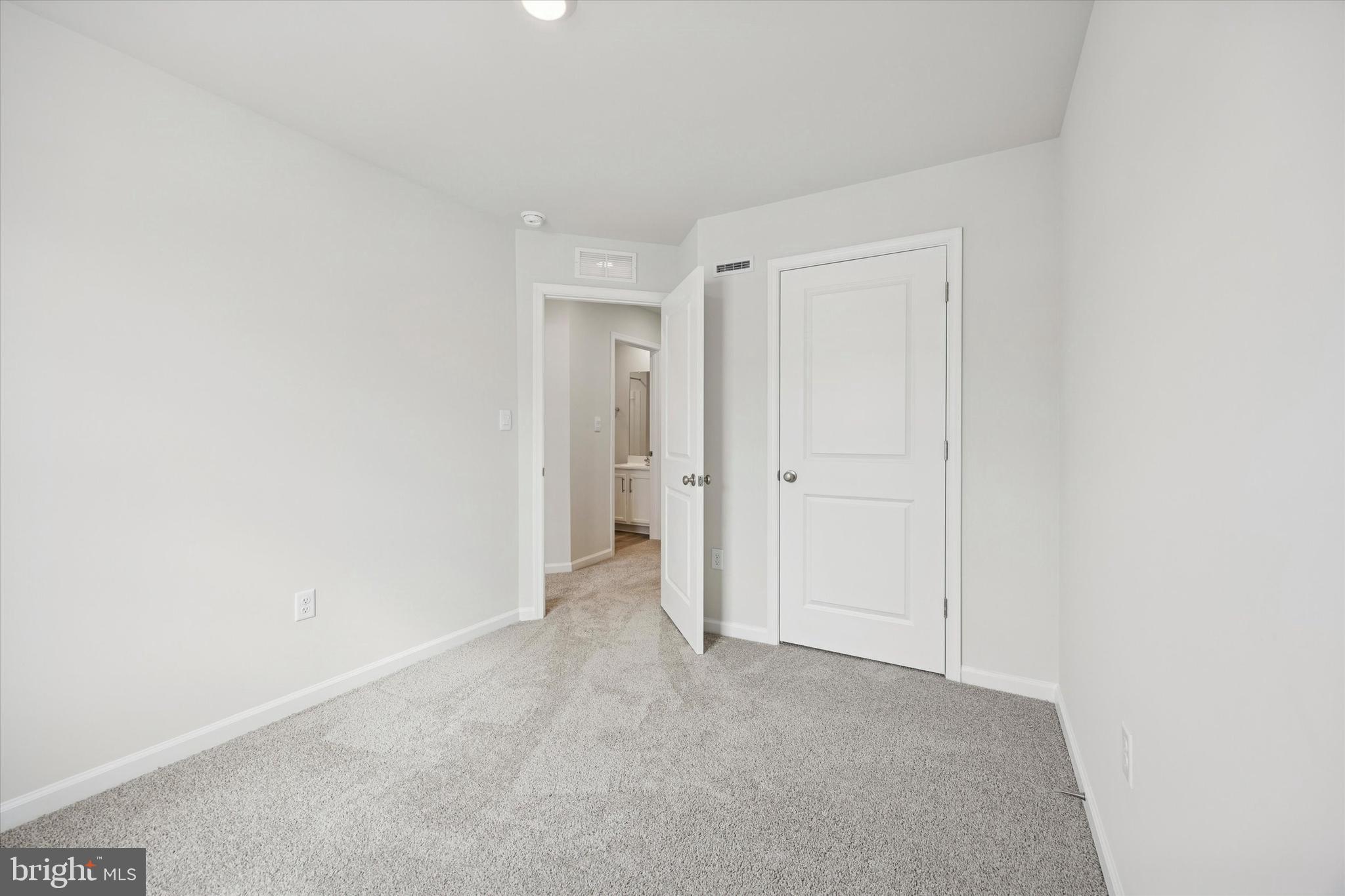 163 Sandy Rdg Road Sicklerville, NJ 08081 - Photo 23 of 30 a view of an empty room