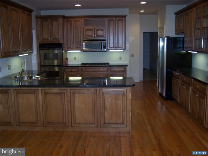 29 Fall Brooke Road Newark, DE 19711 - Photo 6 of 10