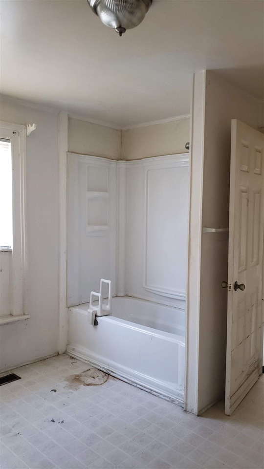 1308 East Jones Street Raleigh, NC 27610 - Photo 7 of 29 Photo 7