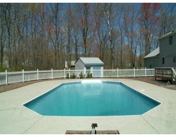 9 Blueberry Hill Road Medway, MA 02053 - Photo 3 of 24 Gallery Image 3