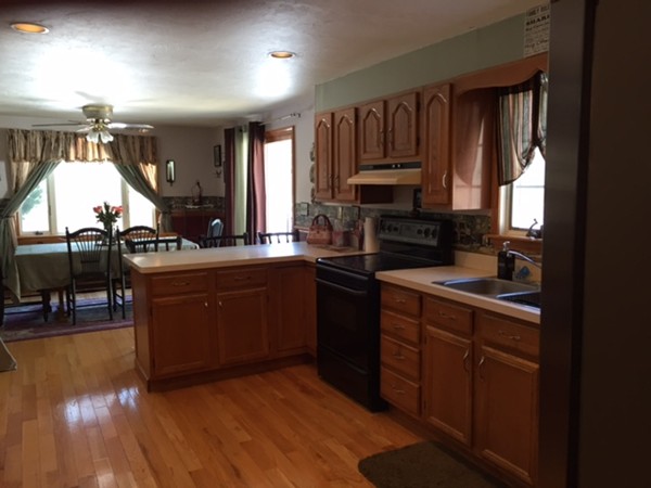 9 Blueberry Hill Road Medway, MA 02053 - Photo 6 of 24 Gallery Image 6
