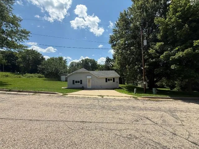 $245,000 | 10969 Brigham Avenue, Blue Mounds, WI 53517